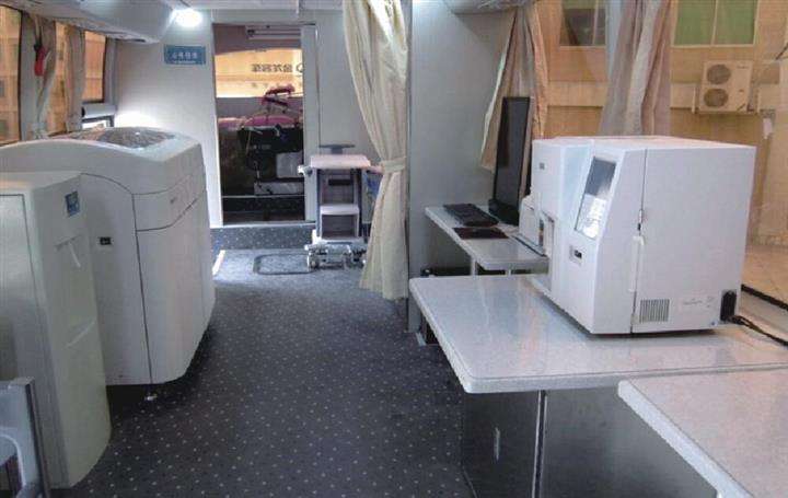 體檢車的功能你了解嗎？體檢車廠家為您詳細(xì)解答。02